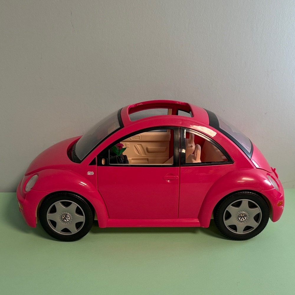 2000 Mattel Barbie Hot Pink VW Bug Barbie Car, Barbie Doll Vehicle Kids Toy